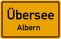 Dorfstraße in ÜberseeAlbern