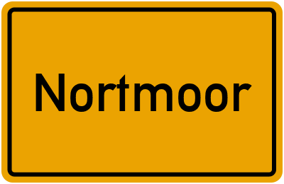Ortsschild von Nortmoor in Niedersachsen
