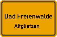 Altglietzener Dorfstraße in Bad FreienwaldeAltglietzen
