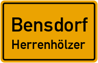 Gutsstraße in BensdorfHerrenhölzer