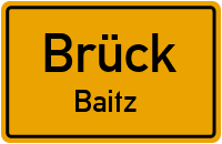 Baitzer Bahnhofstraße in BrückBaitz