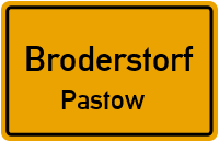 Schmiedestraße in BroderstorfPastow