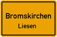 Dorfstraße in BromskirchenLiesen