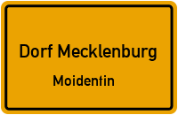 Am Moidentiner Bahnhof in Dorf MecklenburgMoidentin