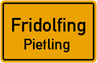 Raiffeisenstraße in FridolfingPietling