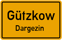 Am Bahnhof in GützkowDargezin