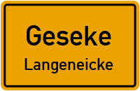 Alte Straße in GesekeLangeneicke
