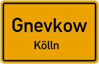 Dorfstraße in GnevkowKölln