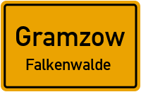 Dorfstraße in GramzowFalkenwalde