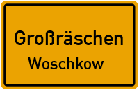 Woschkower Dorfstraße in GroßräschenWoschkow