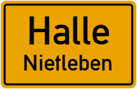 Schulhof in HalleNietleben