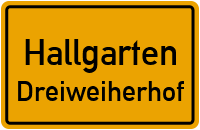 Spitzenbergstraße in HallgartenDreiweiherhof