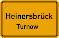 Dorfstraße in HeinersbrückTurnow