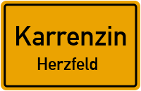 Straße Des Friedens in KarrenzinHerzfeld