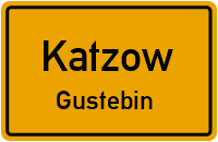 Dorfstraße in KatzowGustebin
