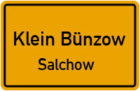 Chaussee in Klein BünzowSalchow