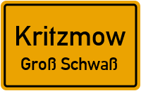 Bahnhofstraße in KritzmowGroß Schwaß