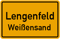 Hartmannsgrüner Straße in LengenfeldWeißensand