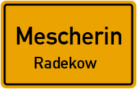 Alt-Radekower Straße in MescherinRadekow