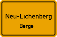 an Der Kirche in Neu-EichenbergBerge