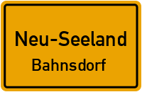 Bahnsdorfer Dorfstraße in Neu-SeelandBahnsdorf