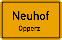 Bahnhofstraße in NeuhofOpperz