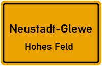 Waldweg in Neustadt-GleweHohes Feld