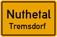 Tremsdorfer Dorfstraße in NuthetalTremsdorf