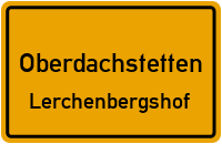 Feldstraße in OberdachstettenLerchenbergshof
