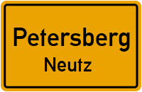 Hallesche Straße in PetersbergNeutz