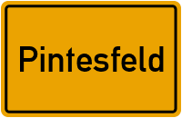 Ortsschild von Gemeinde Pintesfeld in Rheinland-Pfalz
