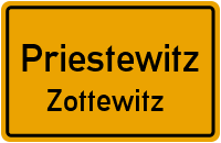 Seußlitzer Straße in PriestewitzZottewitz