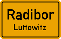 Siedlungsstraße in RadiborLuttowitz
