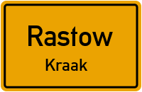 Lange Dorfstraße in RastowKraak