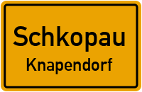 Am Sportplatz in SchkopauKnapendorf