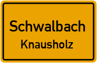 Vor dem Kreuz in SchwalbachKnausholz