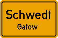 Am Gatower Kanal in SchwedtGatow