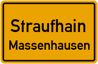 Massenhäuser Dorfstraße in StraufhainMassenhausen
