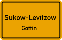 Dorfstraße in Sukow-LevitzowGottin