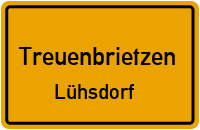 Dorfstraße in TreuenbrietzenLühsdorf
