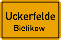 Dreescher Straße in UckerfeldeBietikow