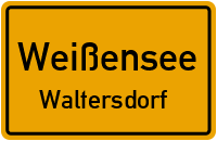 Dorfstraße in WeißenseeWaltersdorf