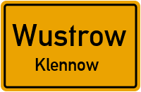 Dorfstraße in WustrowKlennow