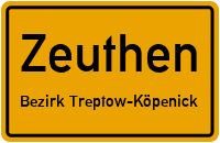 Platanenallee in ZeuthenBezirk Treptow-Köpenick